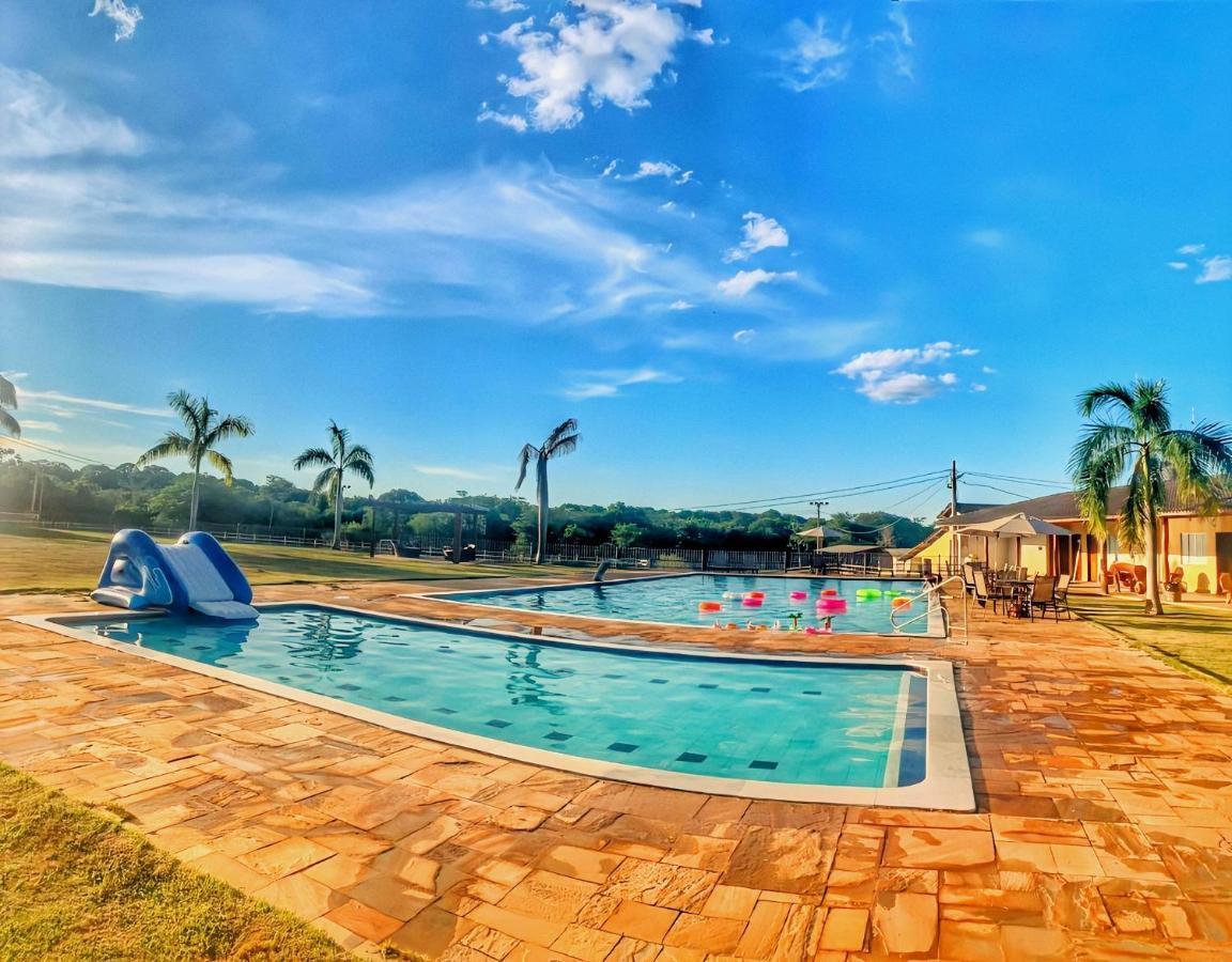 Pousada Haras Santa Rita Pocone Ngoại thất bức ảnh